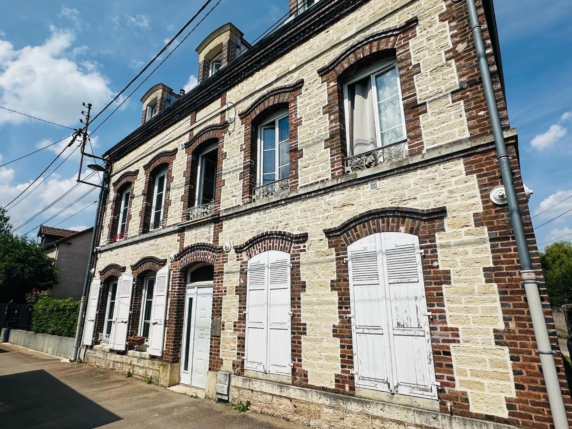 Studio 12 Proche Centre Ville Avec Wifi Parking Труа Экстерьер фото